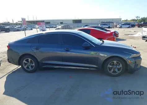 2021 Kia K5 Lxs z USA, uszkodzony, nr VIN 5XXG14J23MG018564